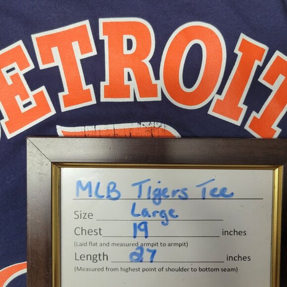 Detroit Tigers Tee Shirt Baseball MLB Fan Womens Large Michigan Comerica Park - Picture 4 of 5